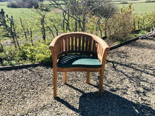 Load image into Gallery viewer, Oxford wave teak chair